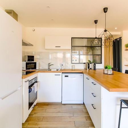 Select'Sohome - Appartement Renove Au Coeur Du Centre-Ville Du Lavandou - A Proximite Des Plages Et Commerces - Gaia Le Lavandou Extérieur photo
