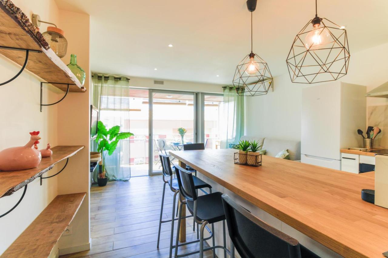 Select'Sohome - Appartement Renove Au Coeur Du Centre-Ville Du Lavandou - A Proximite Des Plages Et Commerces - Gaia Le Lavandou Extérieur photo